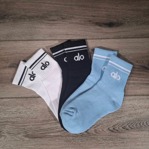 ALO Yoga Accessories - Alo Throwback socks 3 pairs brand new